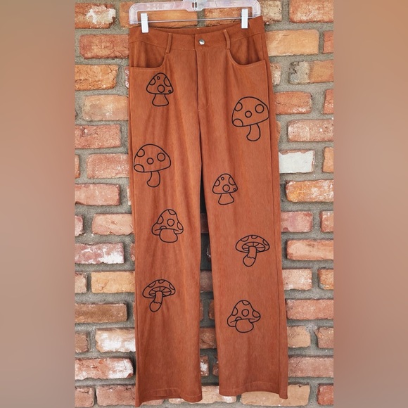 ROMWE Pants - Fairy Grunge Embroidered Mushroom Lightweight Pants Size Medium
